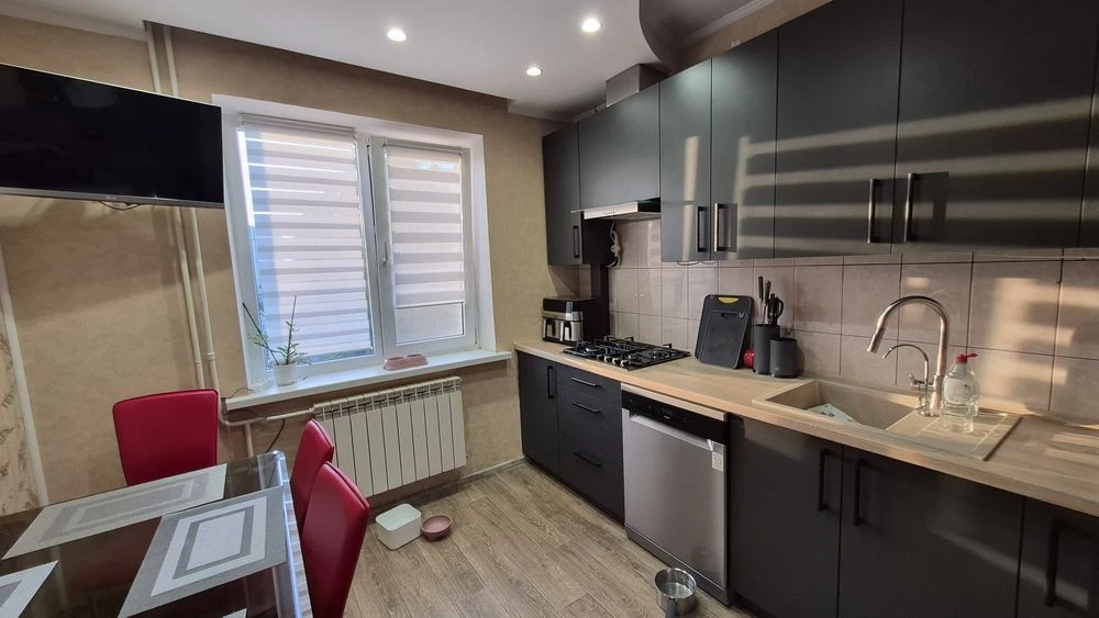 Продам 3 кім, Харківська, Меблі та техніка