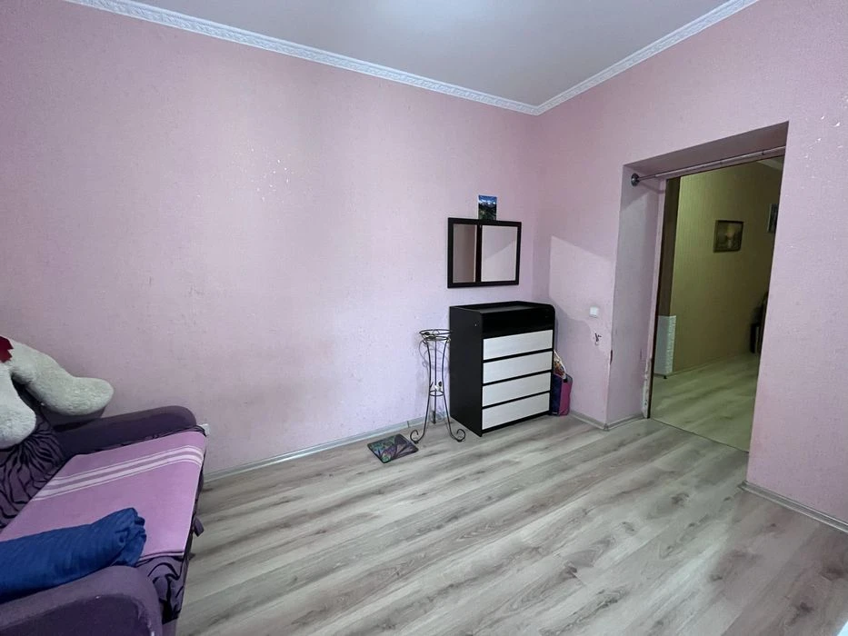 Продам 2 к кв на Свободи новобудова