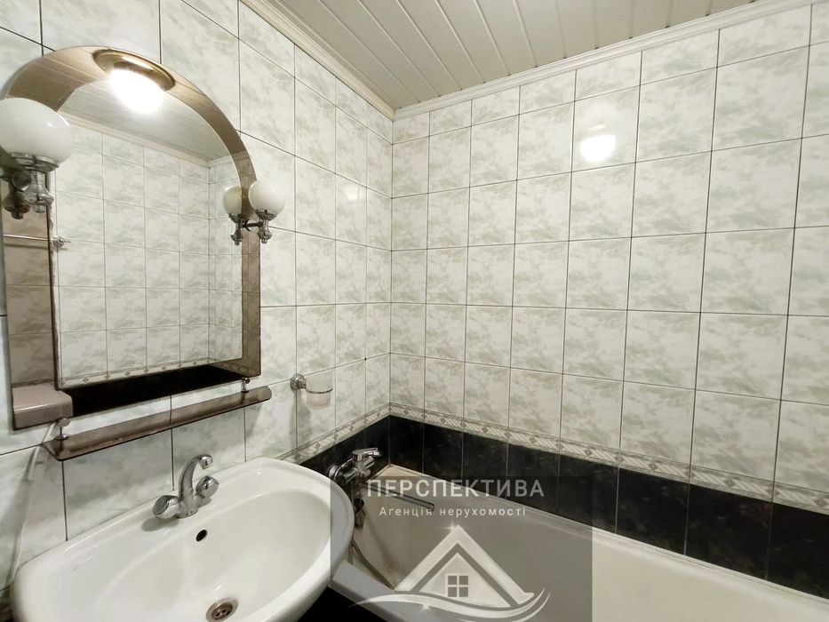2-кімнатна квартира, Лушпи, 1 поверх!