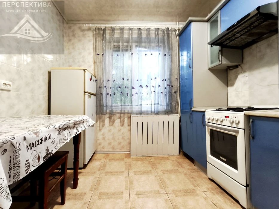 2-кімнатна квартира, Лушпи, 1 поверх!