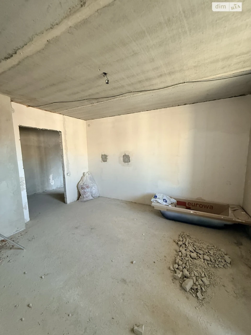 Продаж Квартира Зарічний