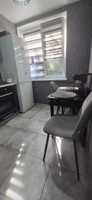 Двокімнатна квартира на вул.  Праці.