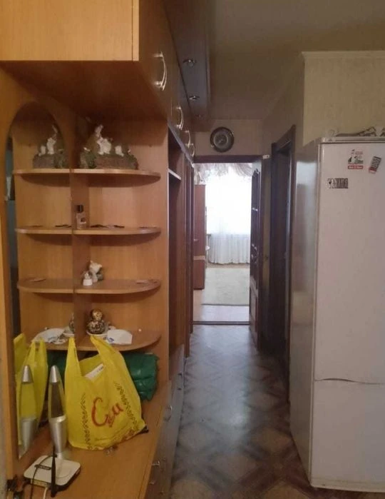 Продаж класної 3к з автономне опаленням 2 поверсі в цеглі !
