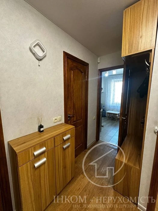1к квартира "заїхати і жити"! Цегляний будинок