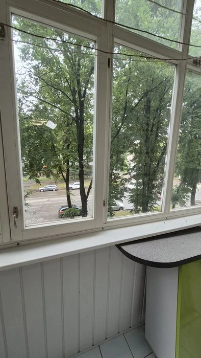 Продаж однокімнатної квартири на пр.Шевченка