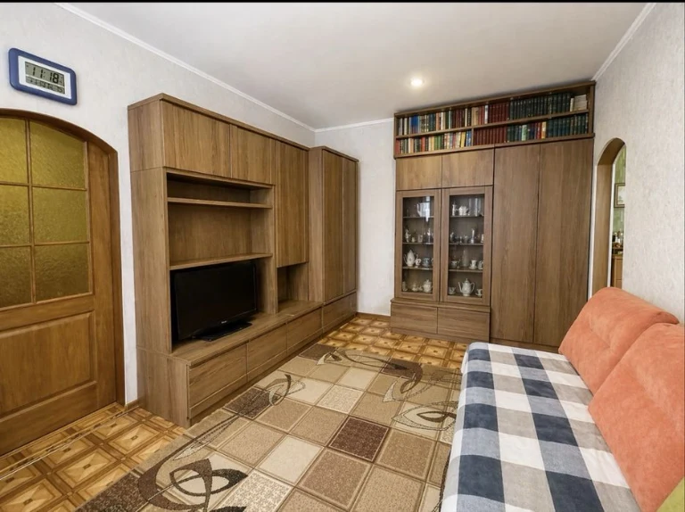 Продам 2 кімнатну квартиру