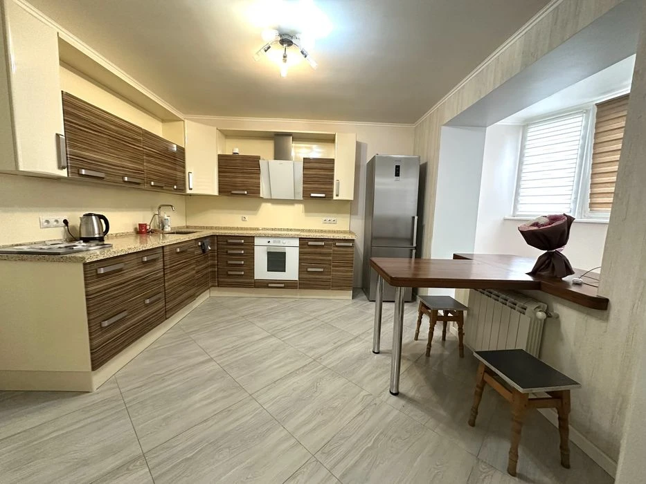 Продам 2 кімнатну квартиру