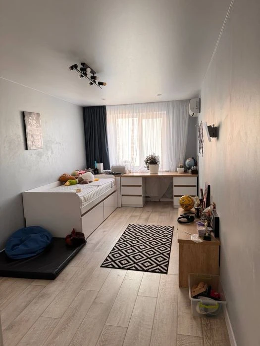 Продам 2х квартира Новобудова Нотекс ( Лавина , оз. Чеха, пр