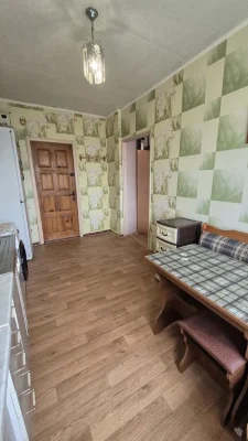 Продаж двох кімнат в гуртожитку по аїнки