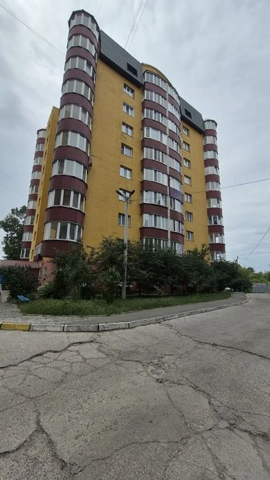 Продаж двокімнатної квартири по вул.Заливна