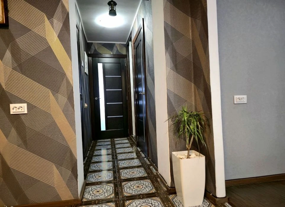 В продажу тепла та стильна 3к квартира під єВідновлення