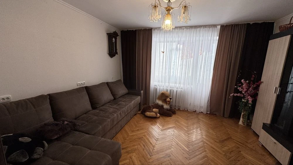 Продаж 2 кімнатної квартири