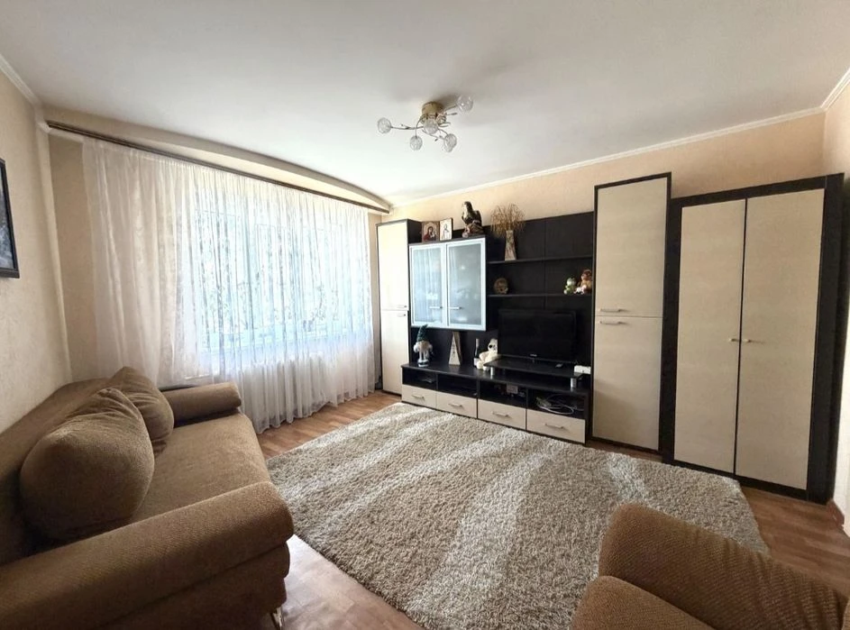 Продаж 2х кім кв  рн вул.Іллінської/цегляний будинок
