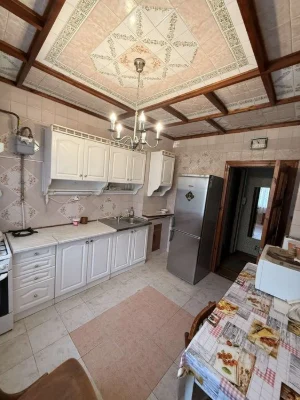 Продаж 3к.кварттри Г.Крут на третьому поверсі