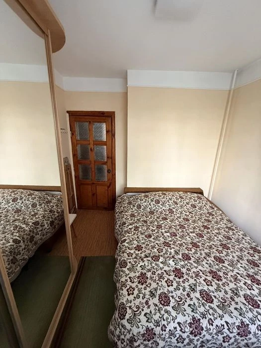 Продаж 3к.кварттри Г.Крут на третьому поверсі