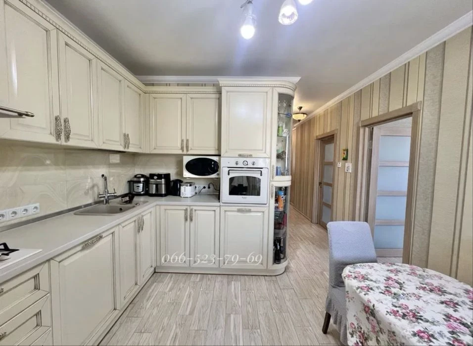 Продам 2 кімнатну квартиру