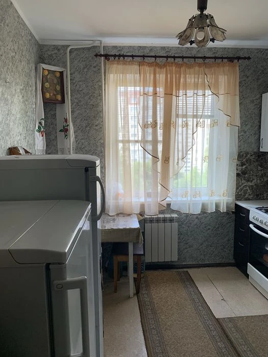 Продаж 3х кімнатної квартири на вул. Сумської тероборони, се