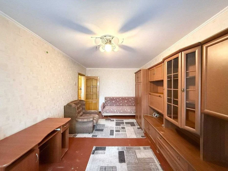 Продаж 1-кімнатної квартири по вул.Нижньосироватська