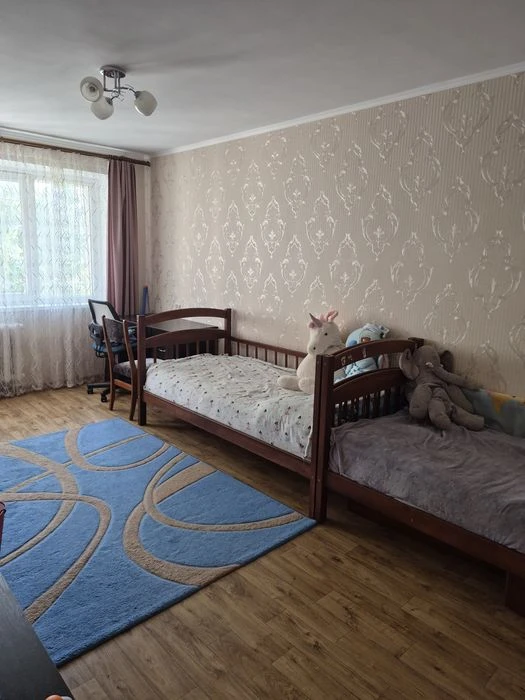 Продам 3х кімнатну квартиру Металургів.  Ремонт. Меблі.  Тех