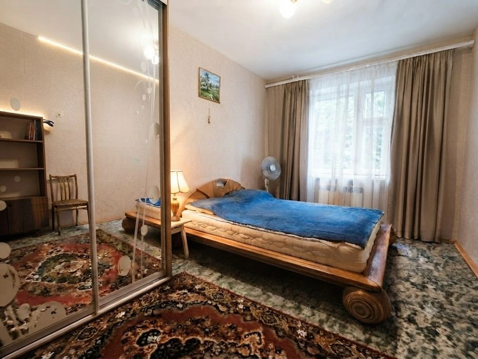 Продаж 2 кім.квартири вул.ЗСУ поряд оз.Чеха