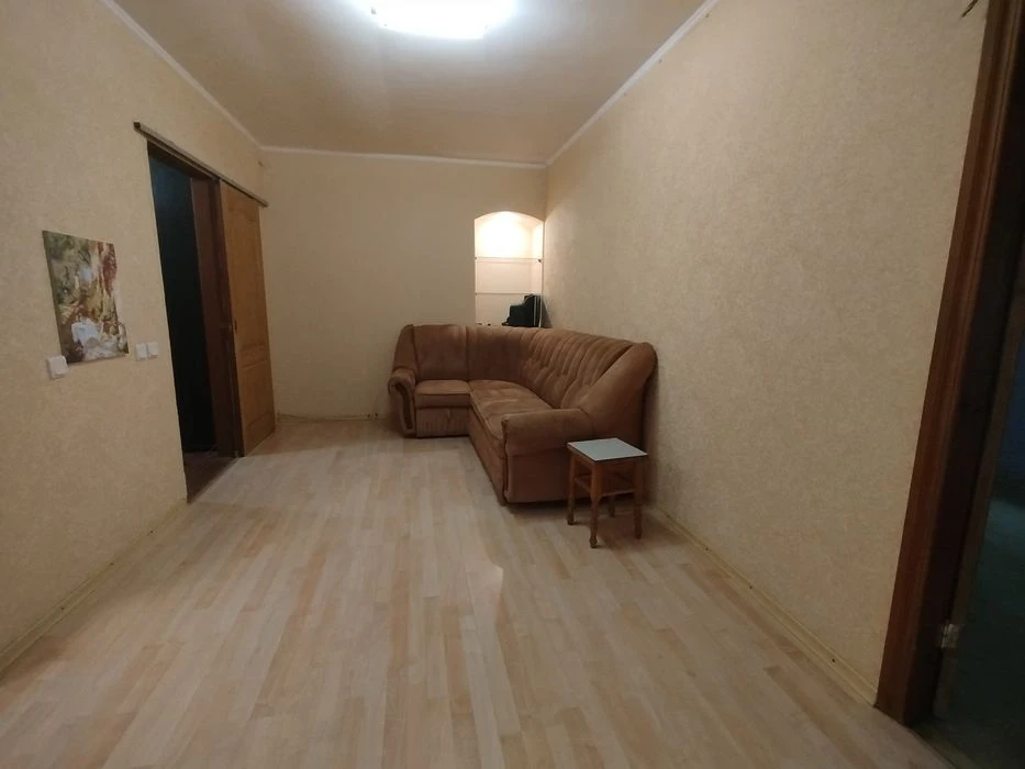 Продаж 2 кім.квартири з автономним /оп.вул.Харківська.