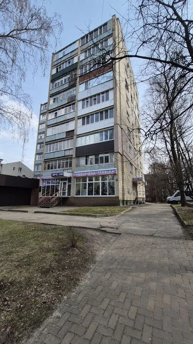 Продаж двокімнатної квартири по вул.Петропавлівська