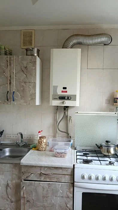 Продаж велика 2 к Кондратьєва 3 поверх