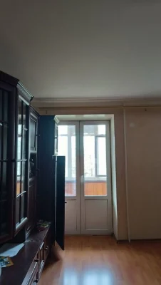 Продаж велика 2 к Кондратьєва 3 поверх