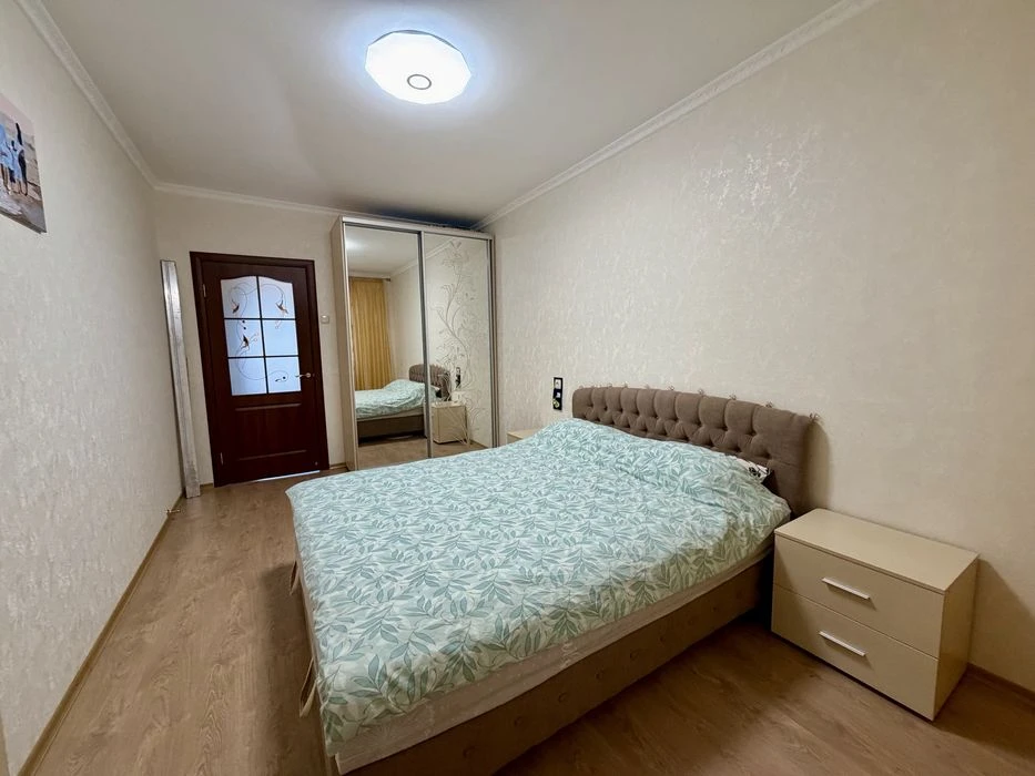 Продаж 4 кімн. квартири