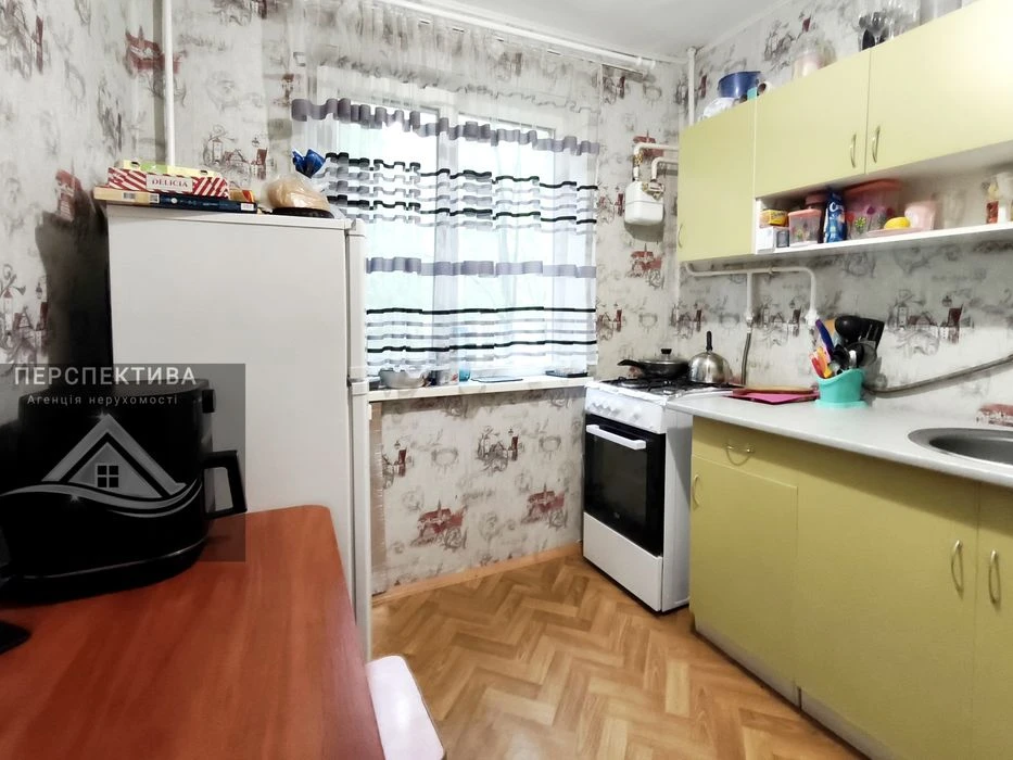 Хіммістечко, 2-к. квартира, 1 поверх. Косметичний ремонт