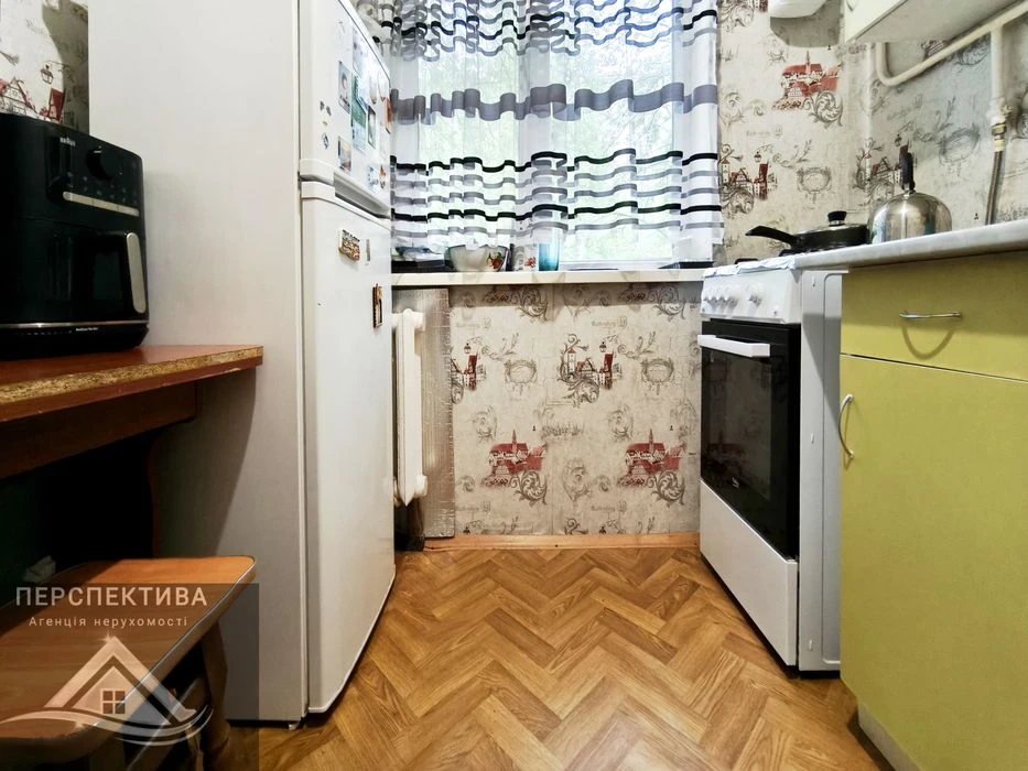 Хіммістечко, 2-к. квартира, 1 поверх. Косметичний ремонт