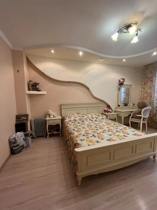 Продаж 3 к квартири в новобудові з гарним ремонтом, 5 поверх