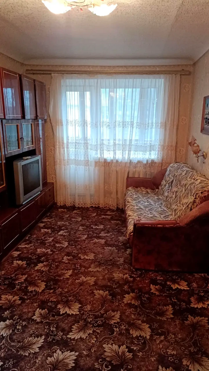 Продаж квартири 2-кімн. 49.1 м² 2/4 пов.