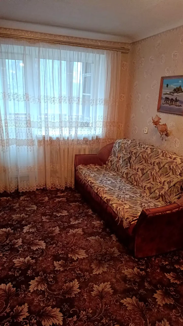 Продаж квартири 2-кімн. 49.1 м² 2/4 пов.