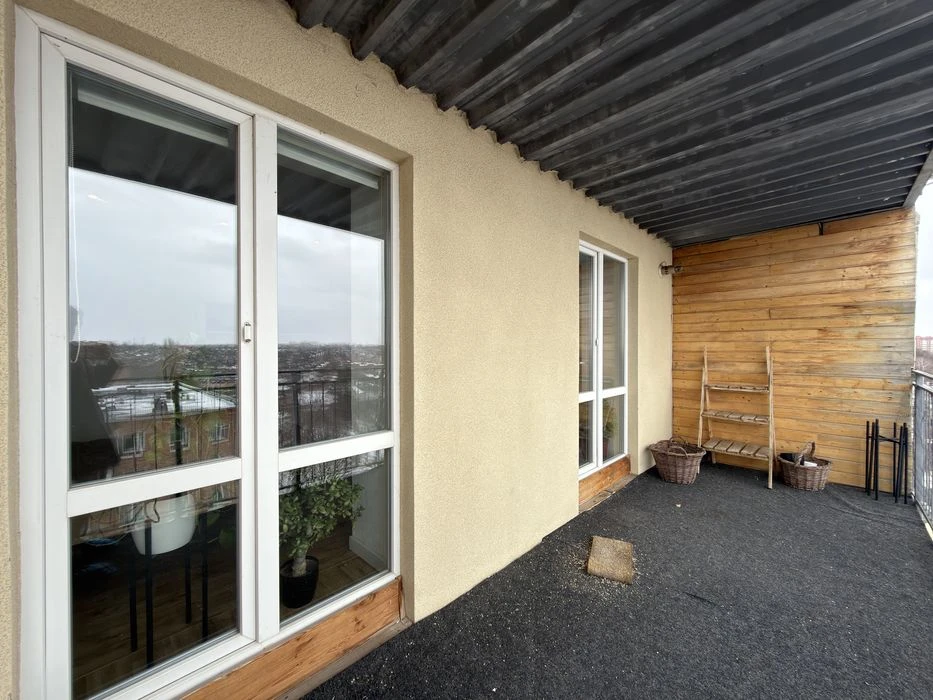 Продається 1 кімнатна квартира,вул. 4а-Продольна