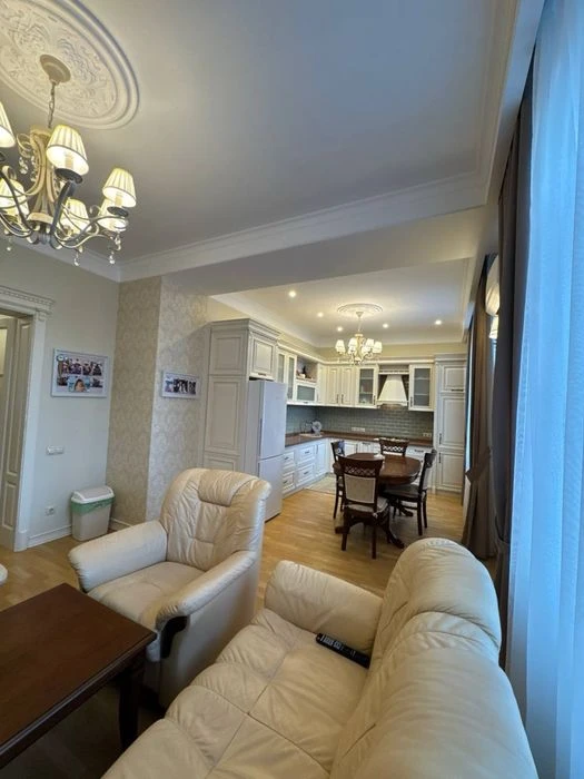 Продам 3х комнатную в центре Сум