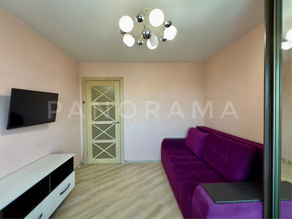 2 кімнатна квартира в центрі, 62м2