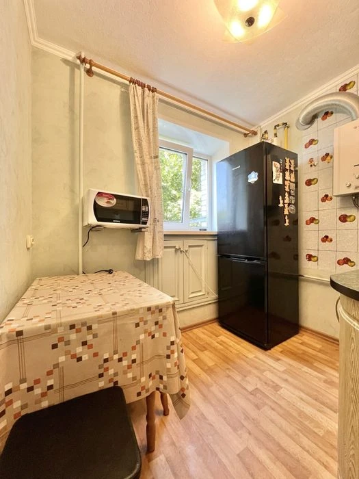 Продам 1 кімнатну квартиру