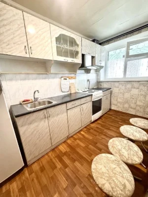 Продам 2-х квартиру вул. Харківська