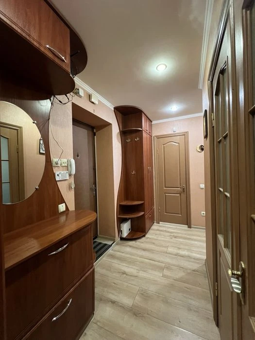 Продам 2 кімнатну квартиру