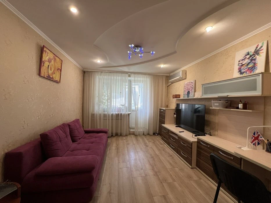Продам 2 кімнатну квартиру