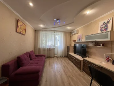 Продам 2 кімнатну квартиру