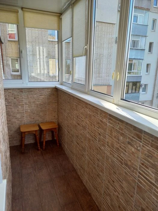 2-к квартира 96м² з євроремонтом у центрі біля парку "Казка"