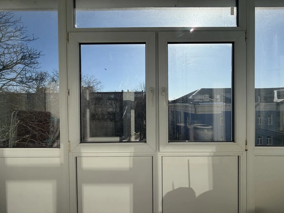 Продам 1-кімнатну Центр все нове