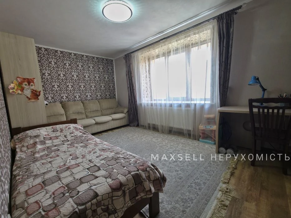 Продам 2-кімнтану квартиру з ремоном в новобудові з А/О
