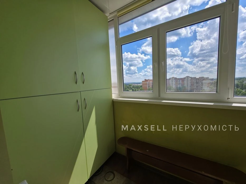 Продам 2-кімнтану квартиру з ремоном в новобудові з А/О
