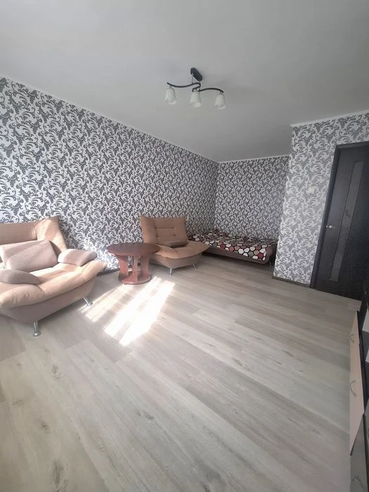 Продаж 1к.кв Г.Крут