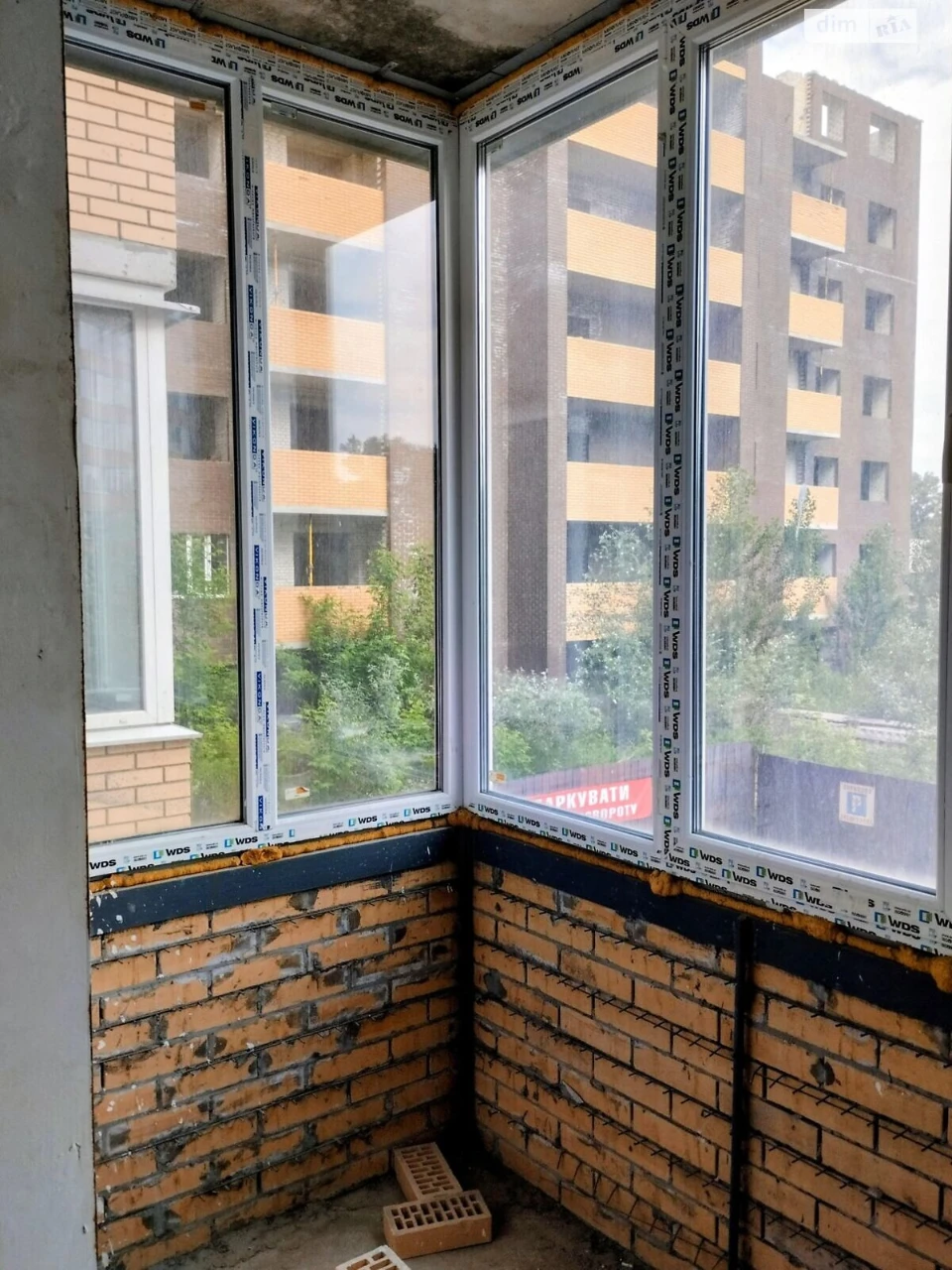 Продаж Квартира Зарічний