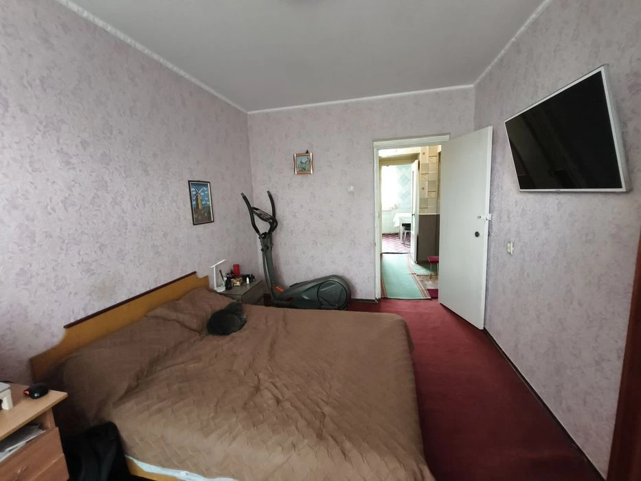 Продам 3к.квартиру на 4 поверсі М.Лушпи