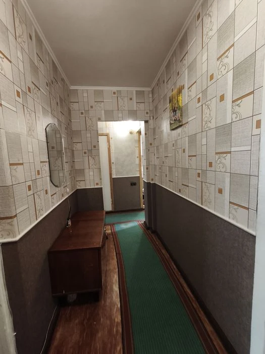 Продам 3к.квартиру на 4 поверсі М.Лушпи